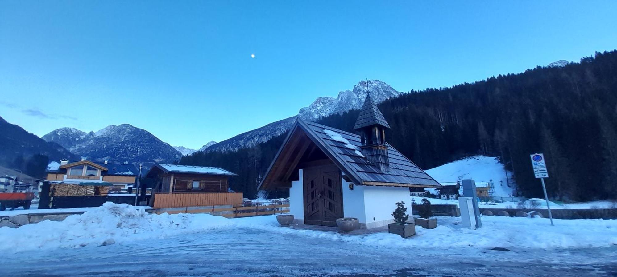 DOLOMITI Ferienwohnung, Appartamento vacanze. San Pietro di Cadore Esterno foto